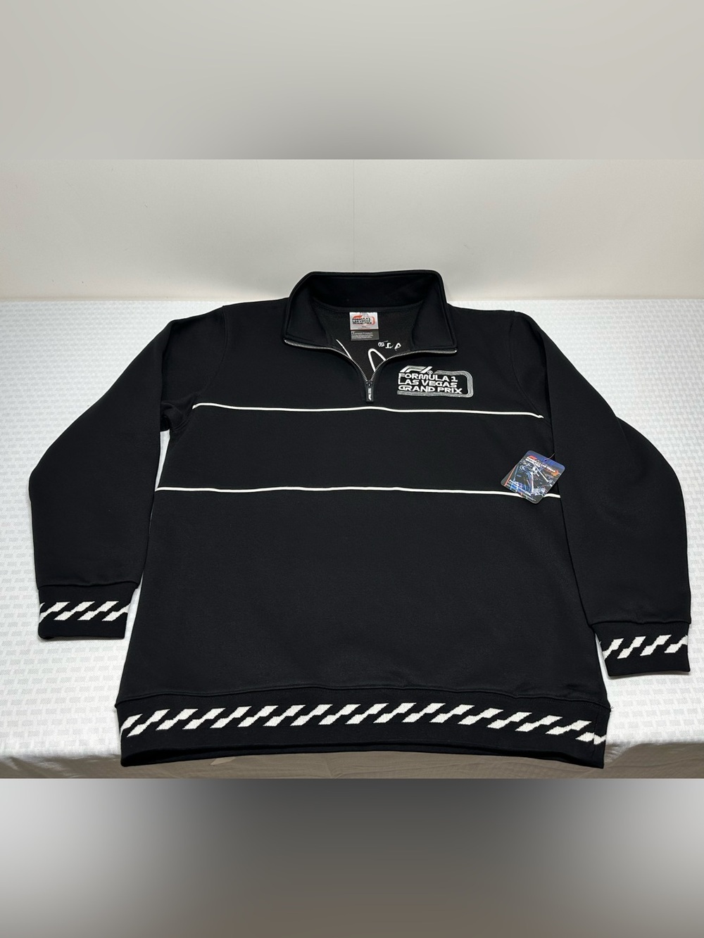 NWT! Official Formula 1 Las Vegas Grand Prix 2024 Men's XL 1/4 Zip Sweatshirt F1